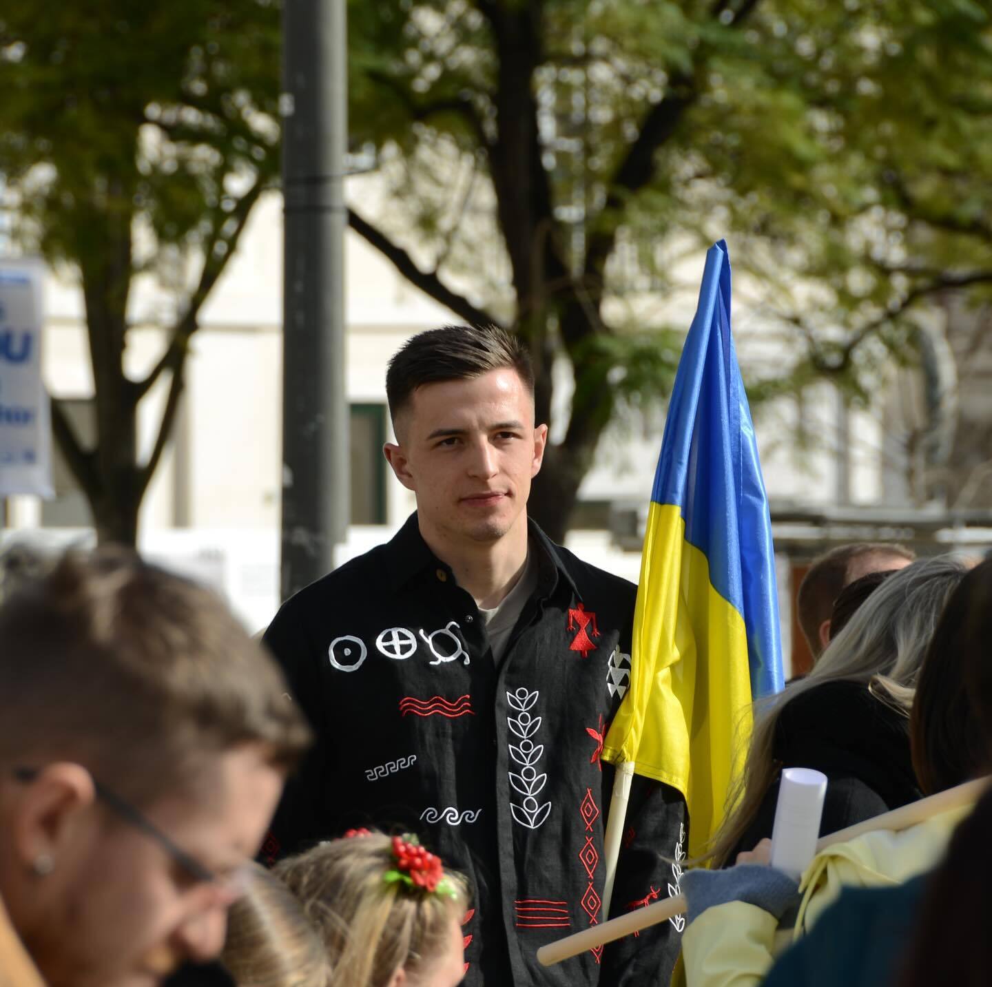 ''The world needs to hear about us'': Ukrainian Benfica goalkeeper took part in a rally in Lisbon. Photo