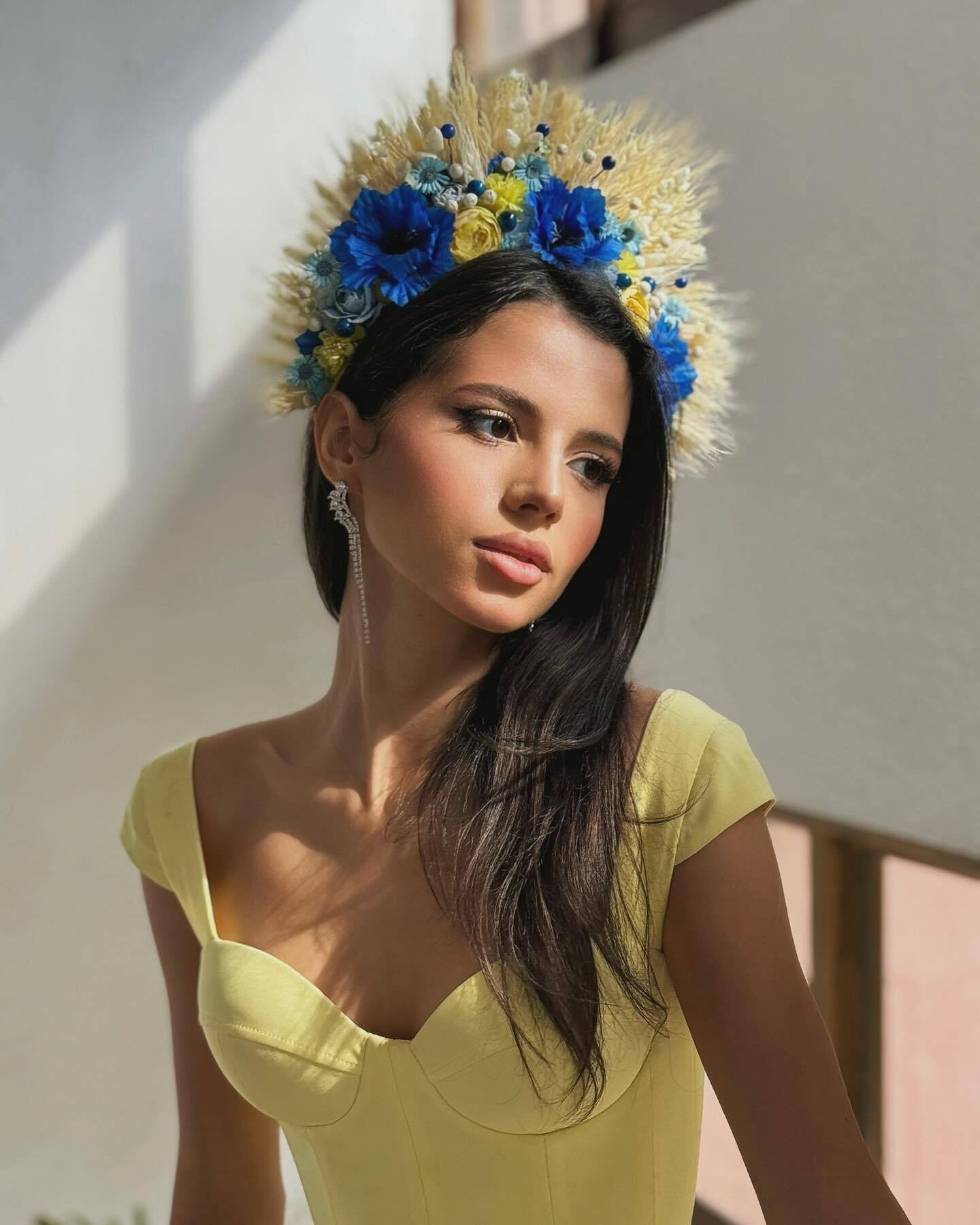 Ukrainian at Miss World 2023 impressed with an incredibly delicate dress and a wreath with barley ears for 1800 UAH