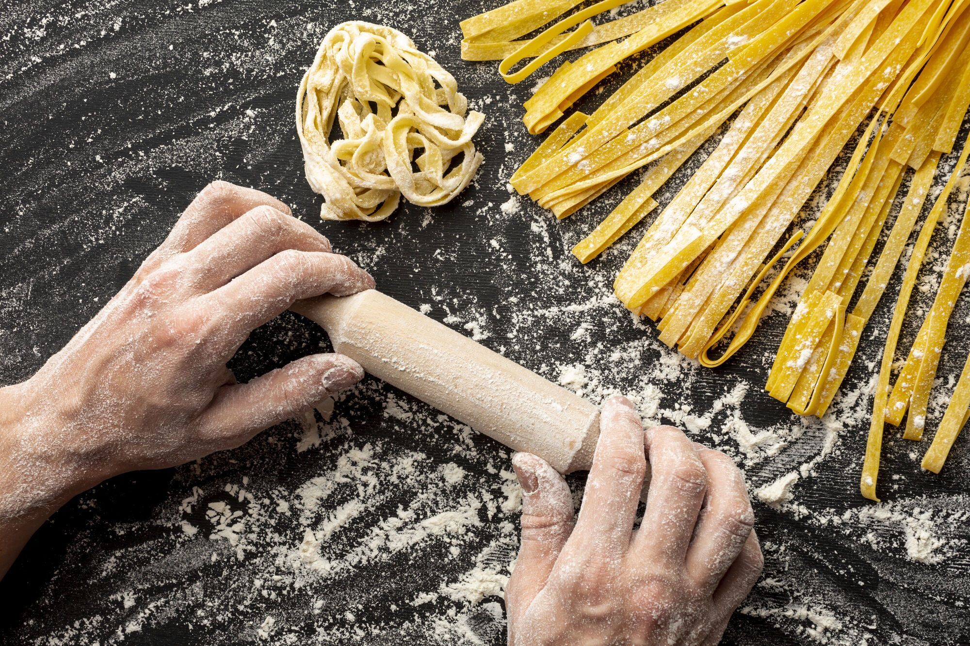 Dlaczego nigdy nie należy łamać spaghetti, aby zmieściło się na patelni: najczęstsze błędy kulinarne