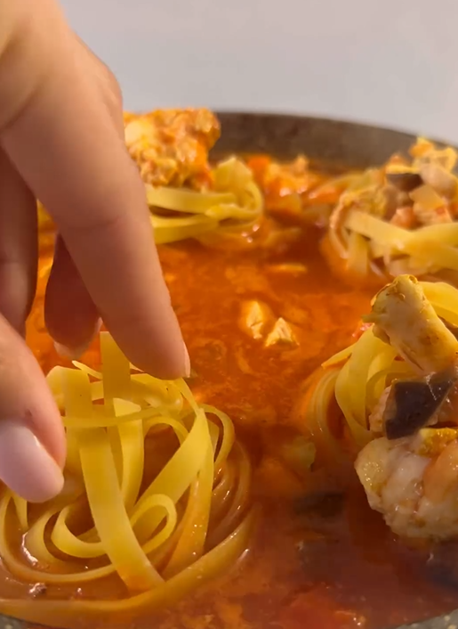 How to cook pasta in a skillet: it turns out very quickly and deliciously