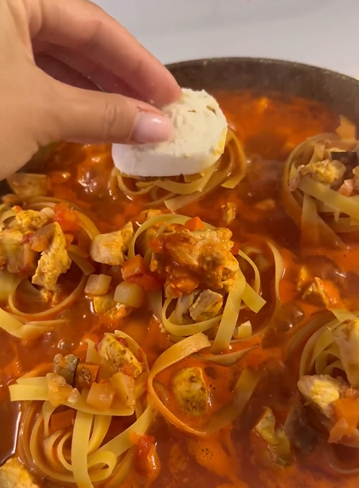 How to cook pasta in a skillet: it turns out very quickly and deliciously