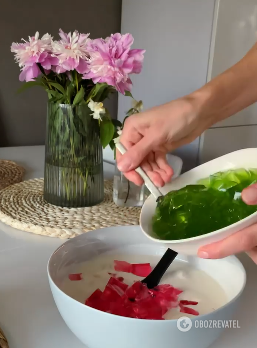 How to make Broken Glass jelly cake so that it holds its shape: the perfect variant