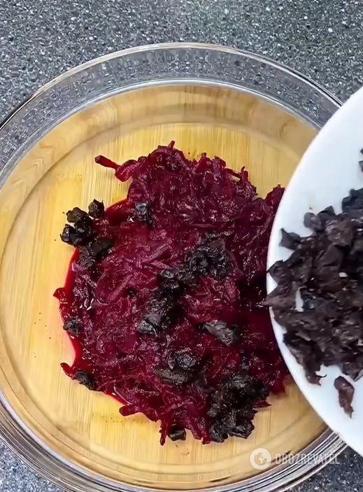 Tasty salad with beets, prunes and nuts: better than Vinaigrette and Shuba