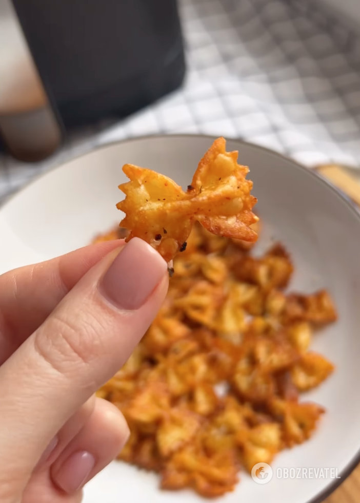 Useful pasta chips