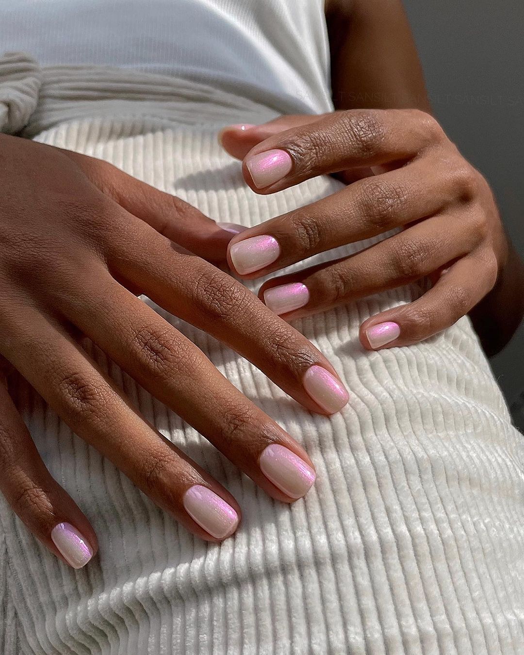 Spring is coming soon. What manicure will be in fashion and why you should pay attention to floral design and jelly nails