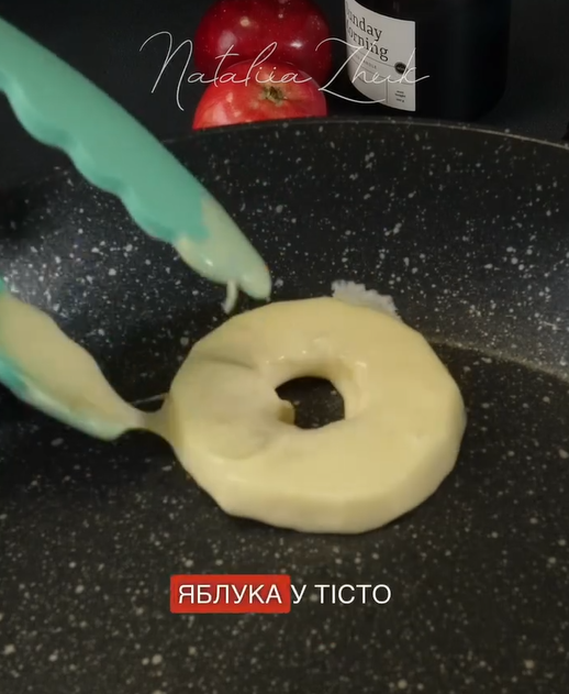 Basic apple rings instead of pies: how to make a dessert