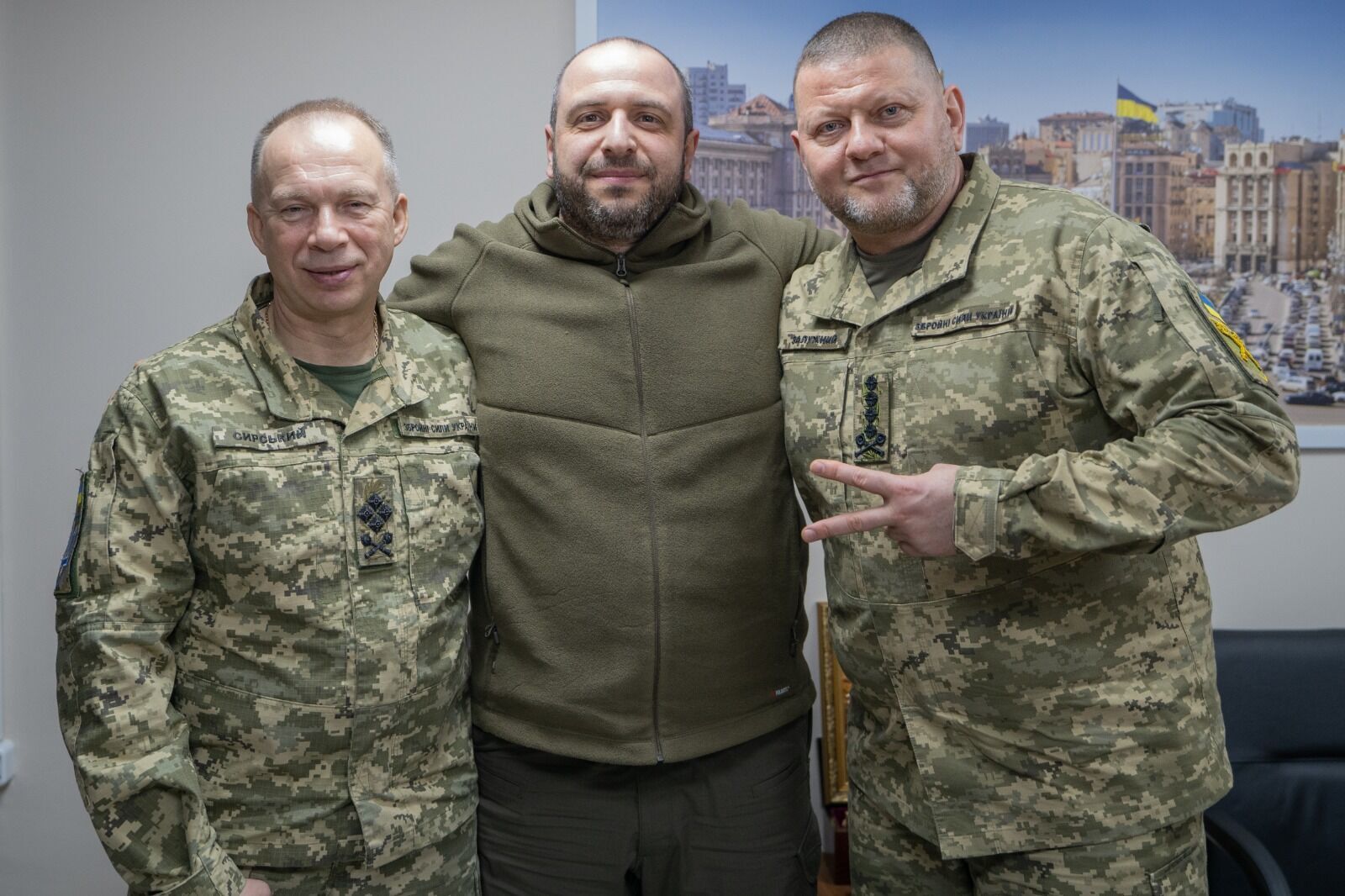 Dowodzenie armią ukraińską w najtrudniejszym okresie niepodległej historii: za co zapamiętano ''żelaznego generała'' Załużnego