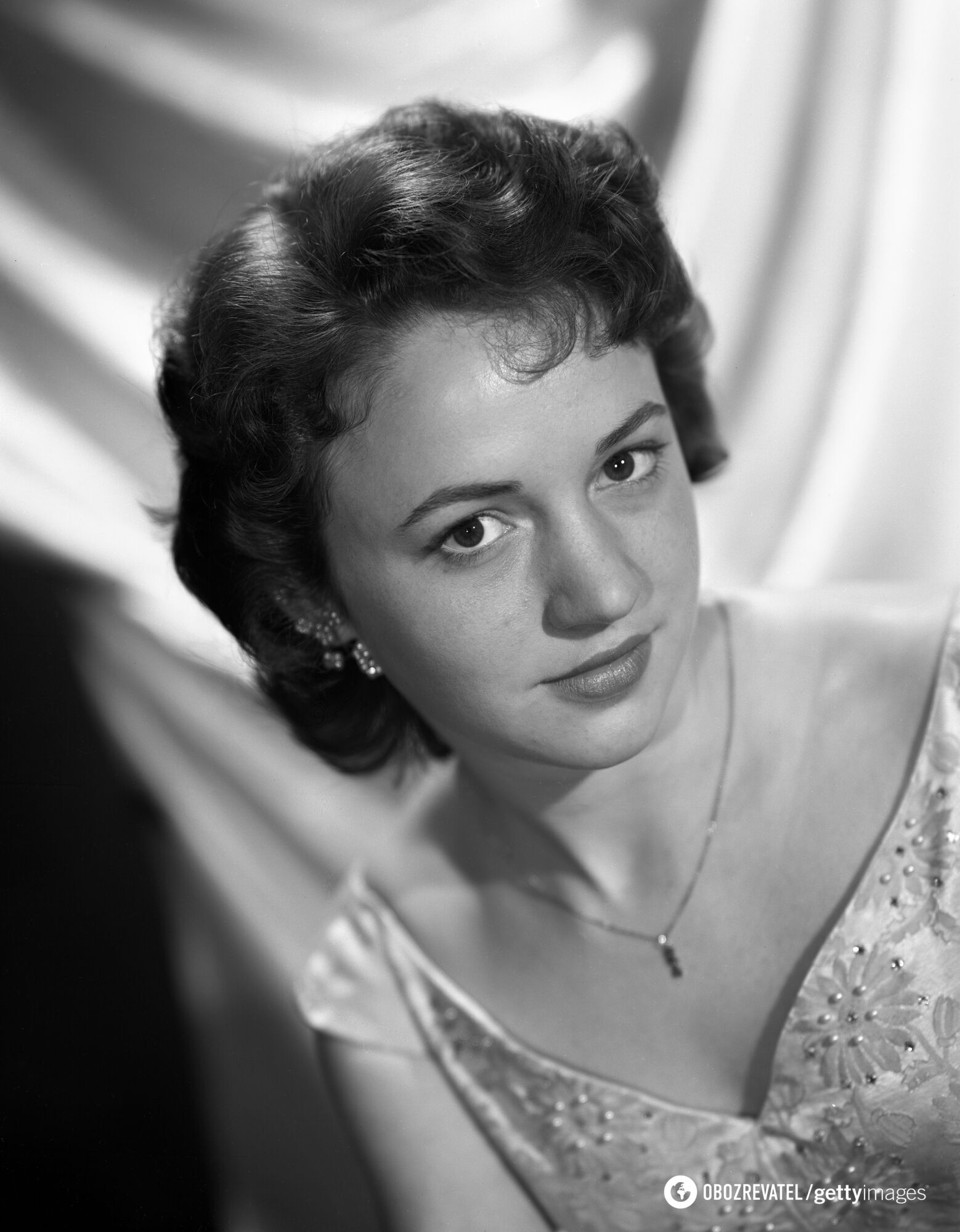 White Christmas - actress Anne Whitfield died after an accident - photo