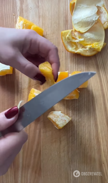 Warm salad with fried cheese and oranges: how to prepare a spectacular appetizer