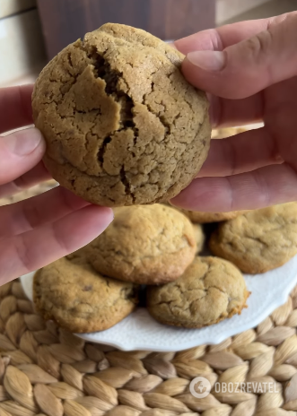 Tasty and flavorful oatmeal cookies with chocolate: how to cook to make them soft