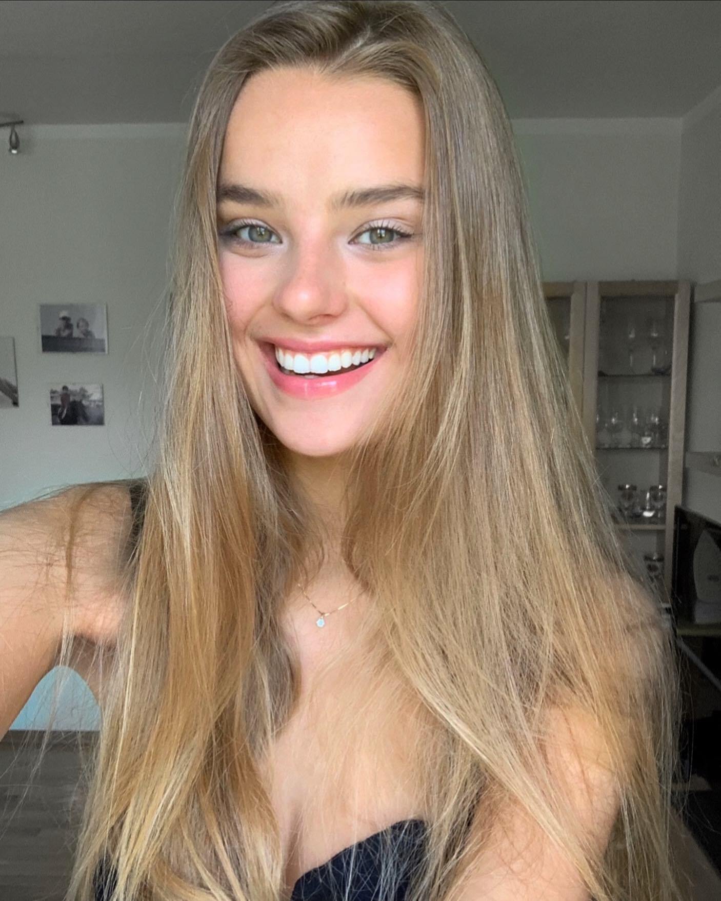 The winner of the Miss World 2023 beauty pageant has been announced: what is known about Krystyna Pyszková and what the 24-year-old crowned beauty looks like