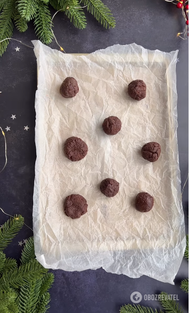 Simple chocolate cookies without flour: you will need only 5 ingredients 