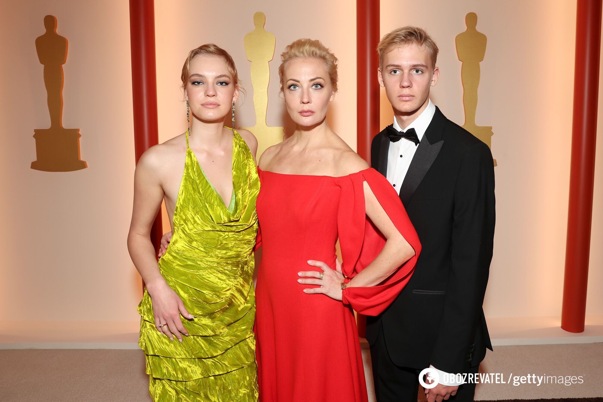 They have joy, we have grief. The network was struck by the photos of the Navalnys and the 20 Days in Mariupol team at the Oscars in 2023 and 2024