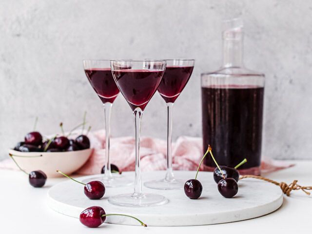 Homemade flavored cherries with vodka: how to make