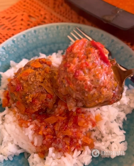 Juicy and tender meatballs with pumpkin: a delicious and unusual option