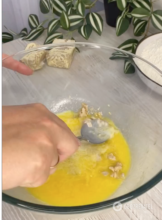Preparing the dough base