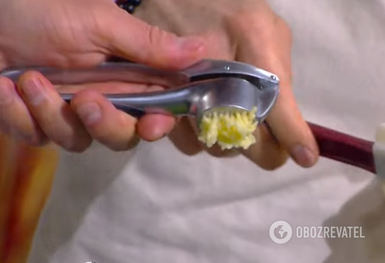 Pyszna fasolka szparagowa z jajkiem w koszulce: jak zrobić pożywne śniadanie w 10 minut