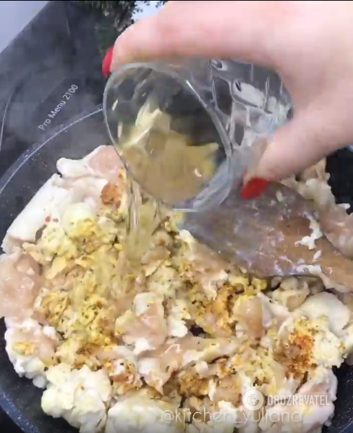 Frying minced meat for a dish