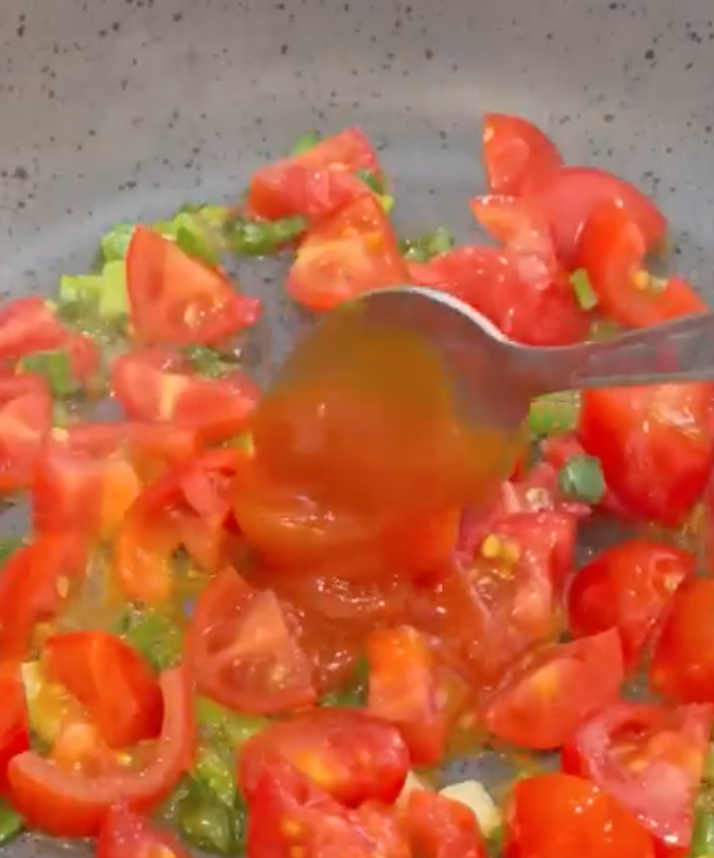 Cooking vegetables for porridge