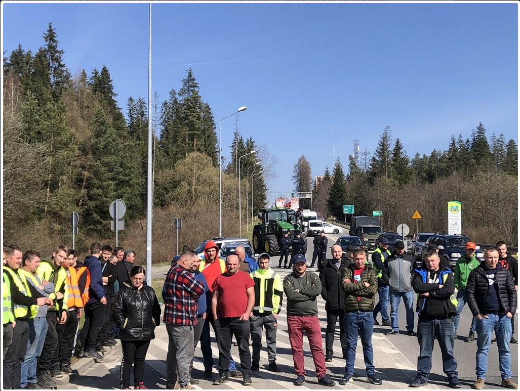 Protestujący planują sprawdzić każdą ciężarówkę jadącą do Polski