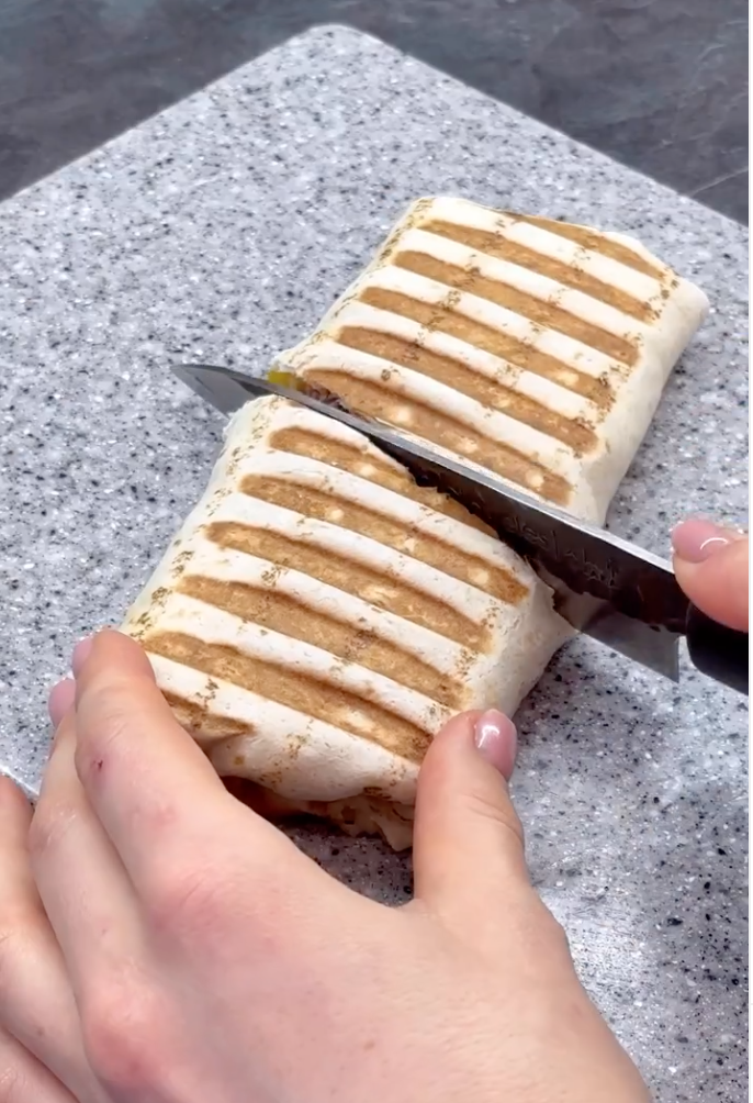 Pita bread with a delicious filling