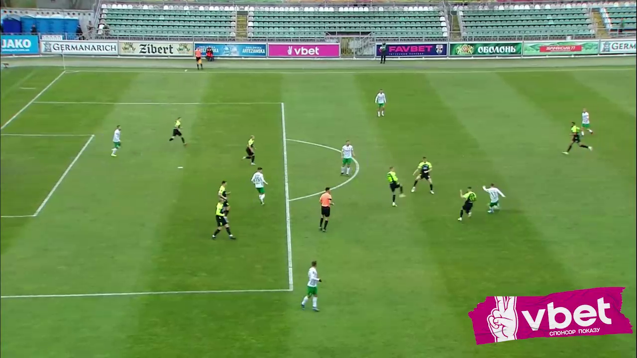 The Ukrainian champion footballer scored a fantastic goal from 25 meters. Video