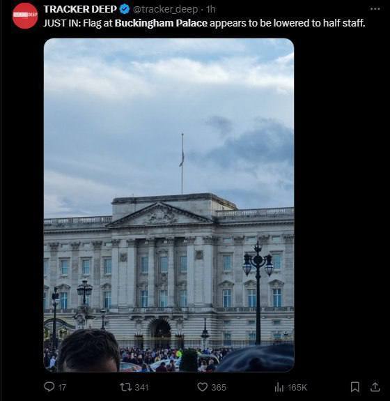 Stare zdjęcia z flagą w połowie masztu zostały opublikowane w mediach społecznościowych