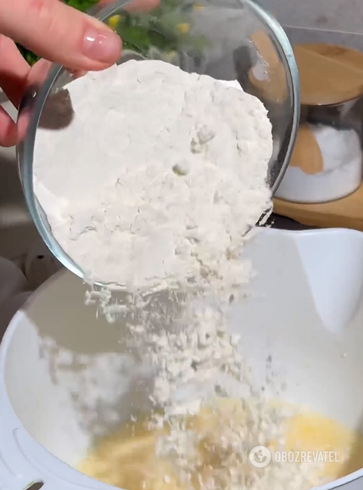 What to do to make the dough for thin pancakes homogeneous and lump-free: we share a secret
