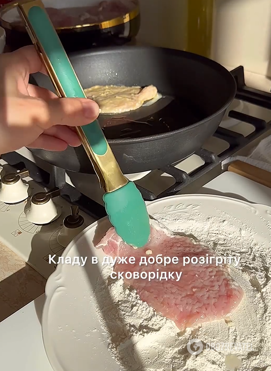 Chops in mineral water: sharing a life hack for cooking the perfect dish