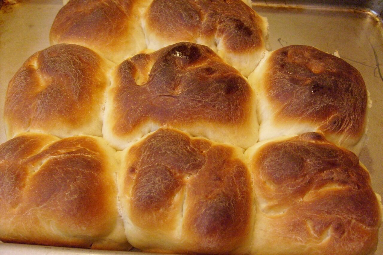 What to grease buns after baking with