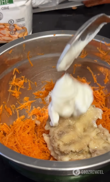 Healthy carrot cookies for children: without eggs and sugar