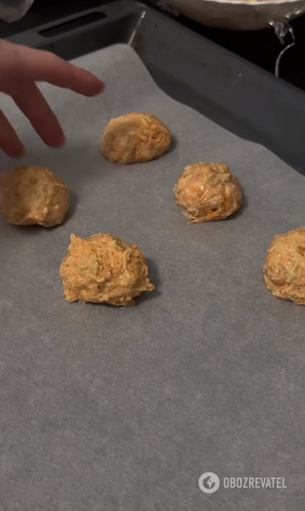 Healthy carrot cookies for children: without eggs and sugar
