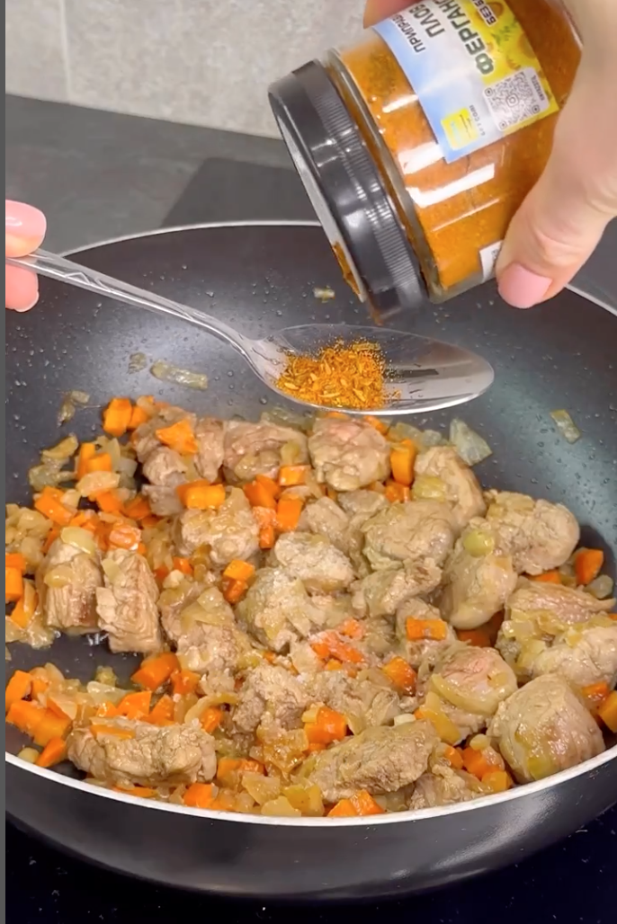 Meat with vegetables and spices