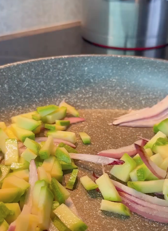 Onions with vegetables