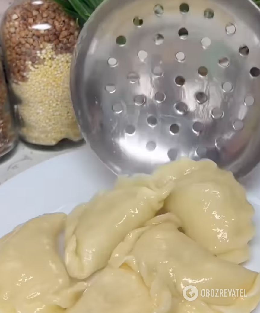 Ready-made boiled dumplings