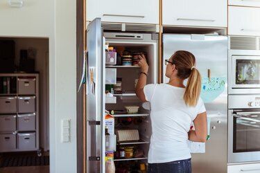 How to keep canned food open so that it does not deteriorate: effective tips