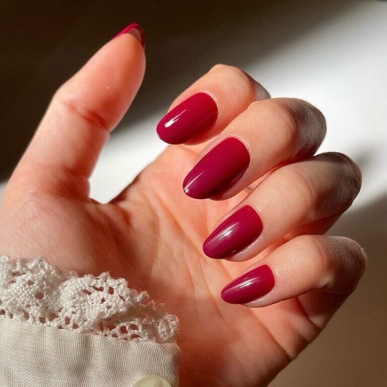 Berry nails: 10 ideas for the most ''delicious'' manicure this spring and summer