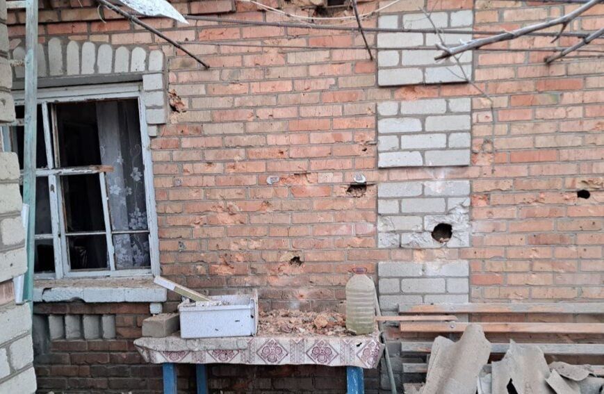 Rosyjskie wojsko uderza w zakład energetyczny i uczelnię w obwodzie dniepropetrowskim: zdjęcia zniszczeń