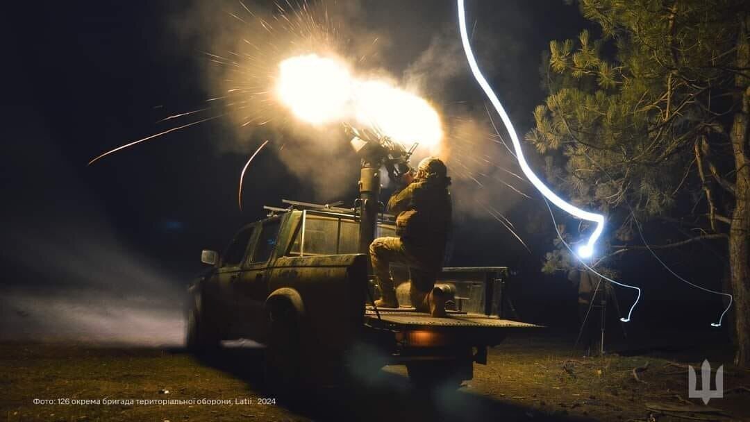 Opublikowano zdjęcia i filmy z nocnego polowania ukraińskich obrońców na wrogie Shahedy