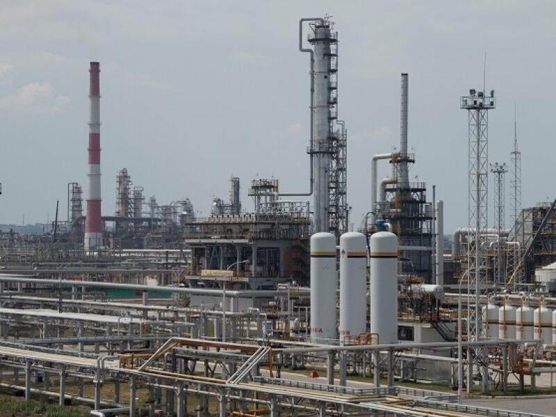 One of the oil refineries in Russia was shut down after the arrival of the invaders on March 23. Photo