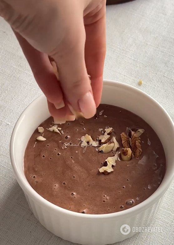 Chocolate dessert in 5 minutes, like ice cream: you only need 4 ingredients