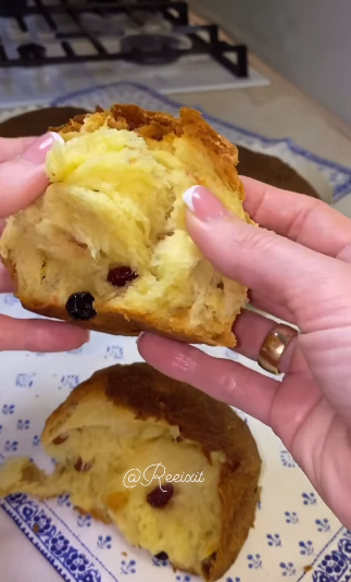 Very fluffy Easter cake with egg yolks only: the dough is porous