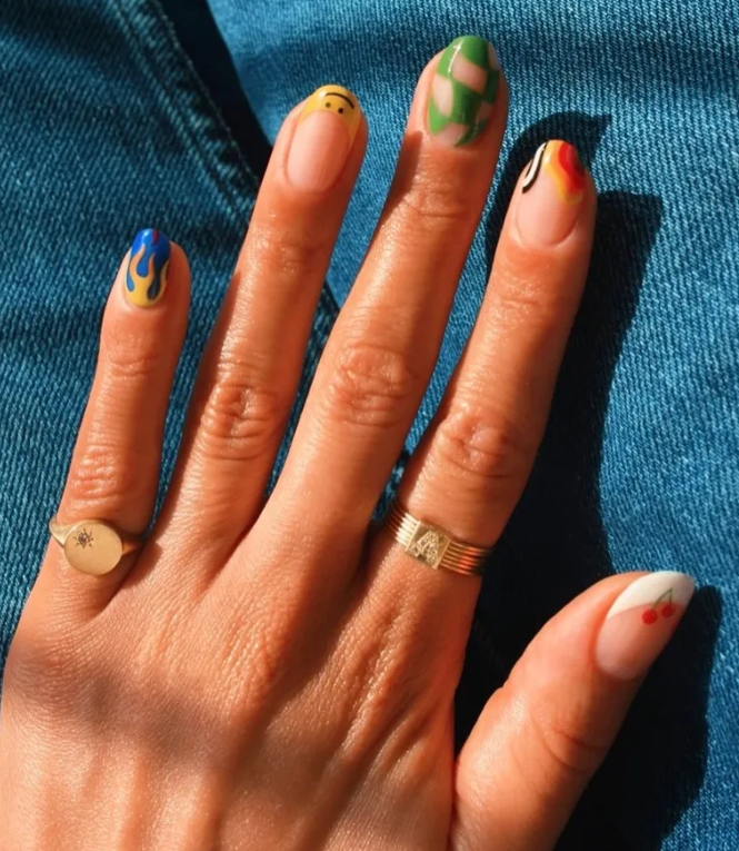 Vintage is back: manicure trends from the 90s that we will see everywhere in 2024