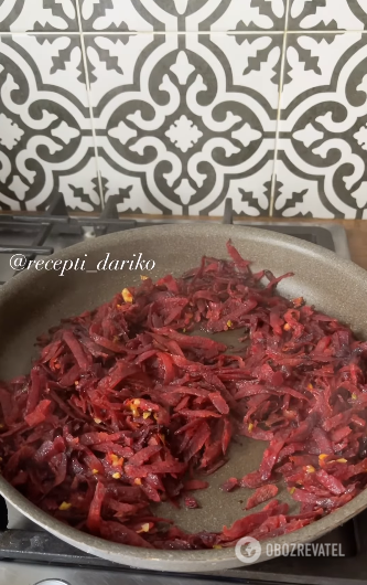 To keep lean dishes from getting boring: red buckwheat porridge for lunch