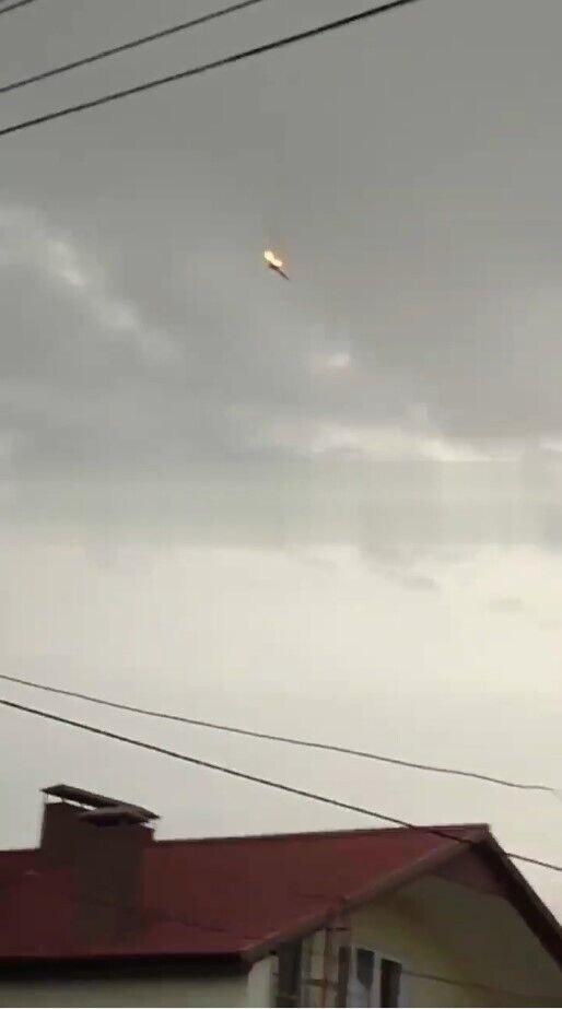Okupanci mogli zestrzelić własny samolot nad Sewastopolem: w sieci pojawiły się nagrania wideo