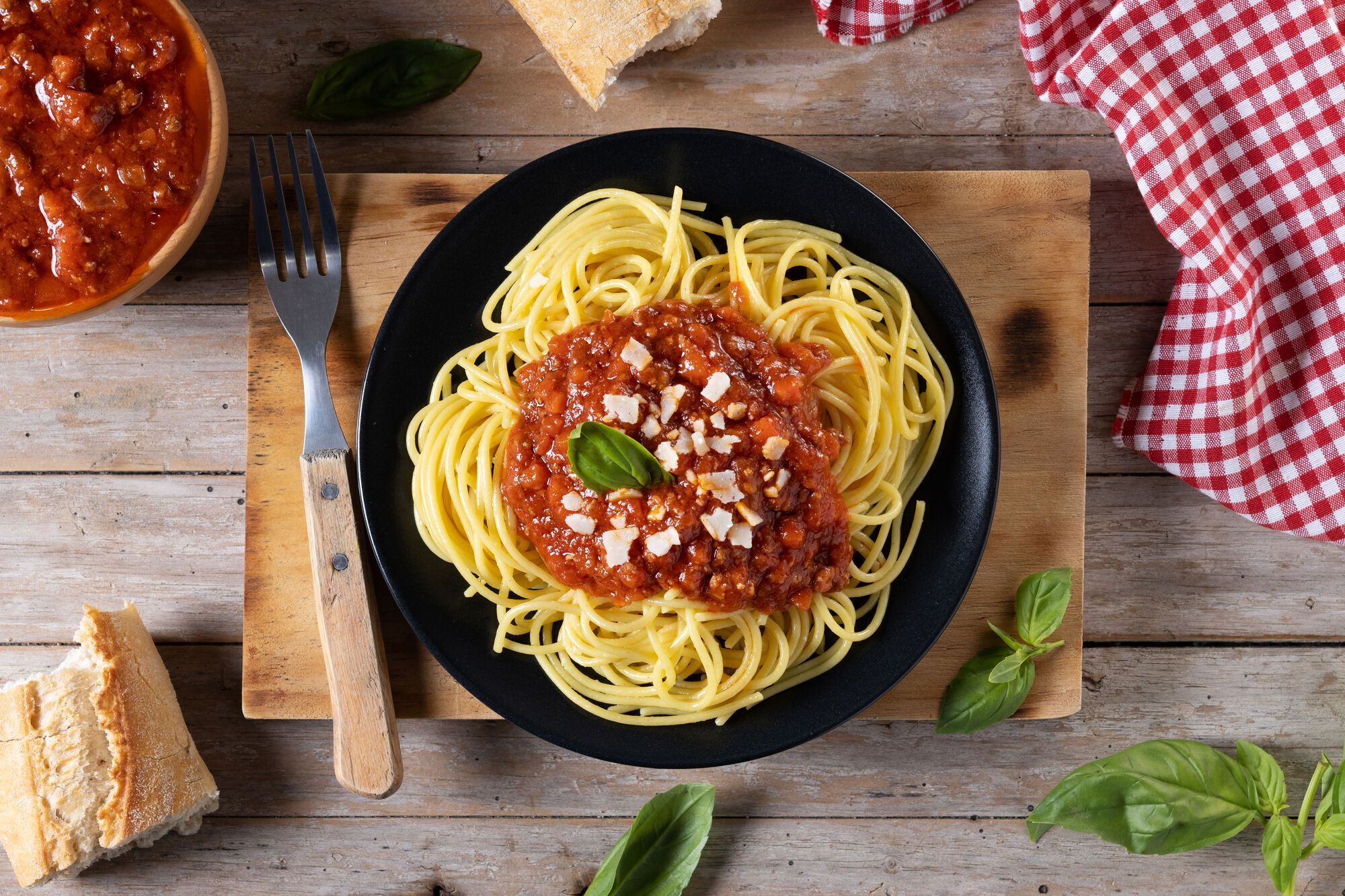 The secret ingredient of bolognese: what to add to make the dish even more unrivaled
