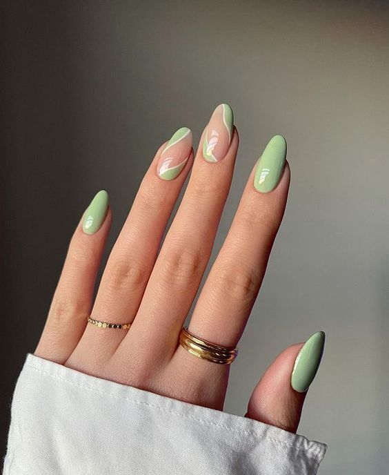 Forget about black and burgundy. 8 spring manicure trends that you will see in every salon