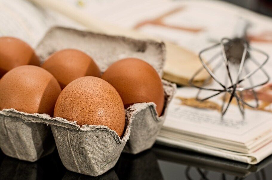 Which eggs to use for baking