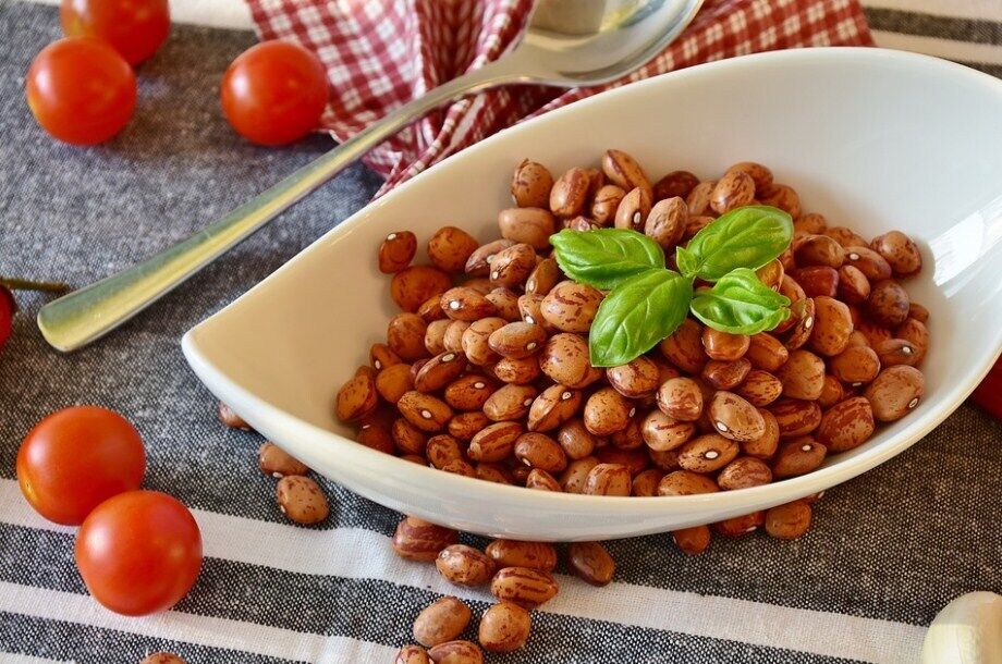 What foods you can't eat legumes with