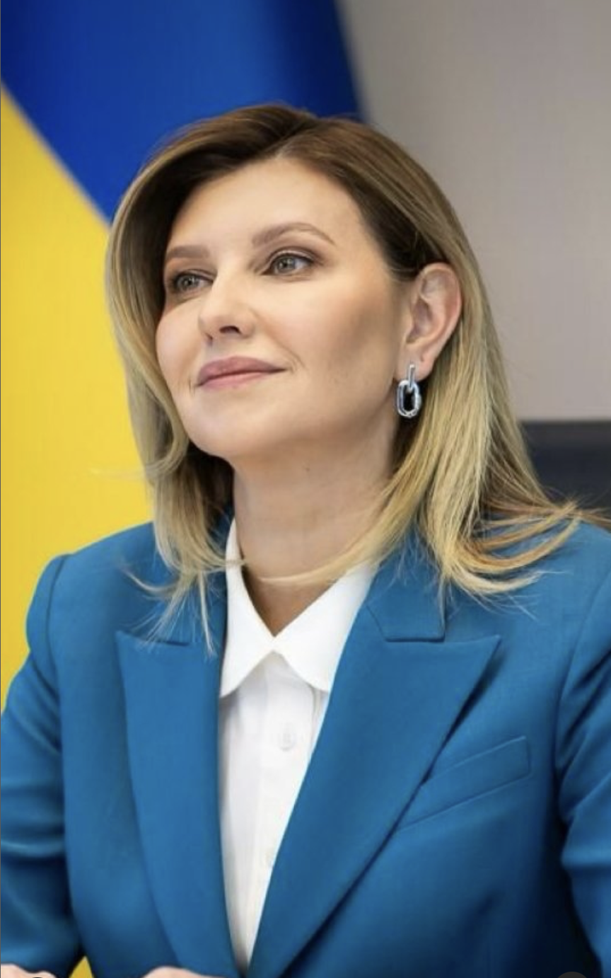 Olena Zelenska's earrings were called the hit of summer 2024. Photo
